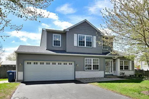 708 Sun Lake Rd, Lake Villa, IL 60046