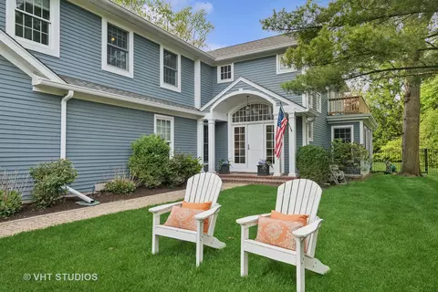 11 Longmeadow Rd, Winnetka, IL 60093