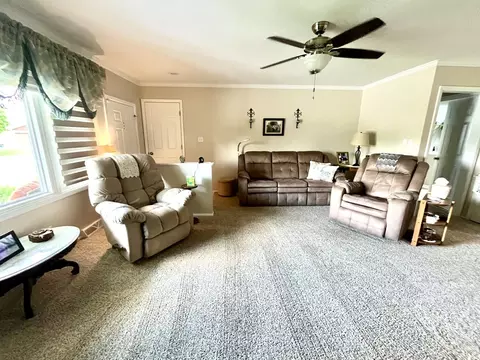 826 16th St, Peru, IL 61354 photo 6