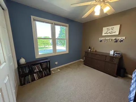 2674 Derby Ct, Elgin, IL 60124 photo 12