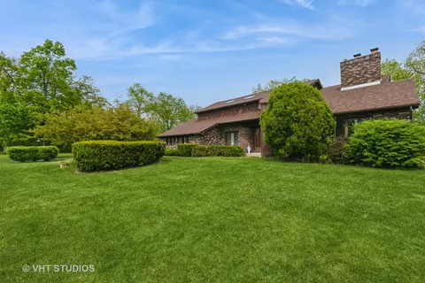38695 N Shagbark Ln, Wadsworth, IL 60083