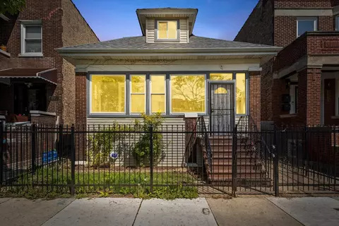 Undisclosed, Chicago, IL 60629 photo 4