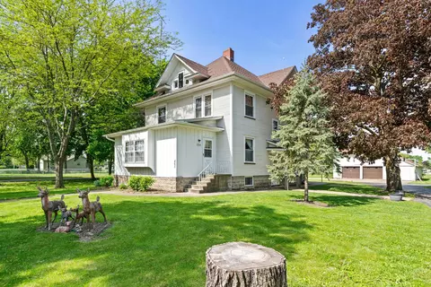 460 S Depot St, Somonauk, IL 60552
