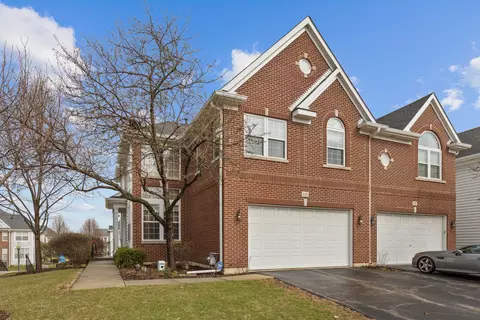 119 Allerton Dr, Schaumburg, IL 60194