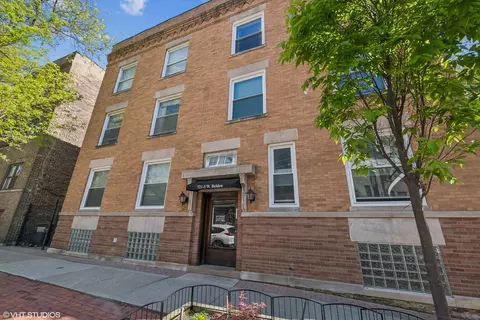 723 W Belden Ave #3, Chicago, IL 60614