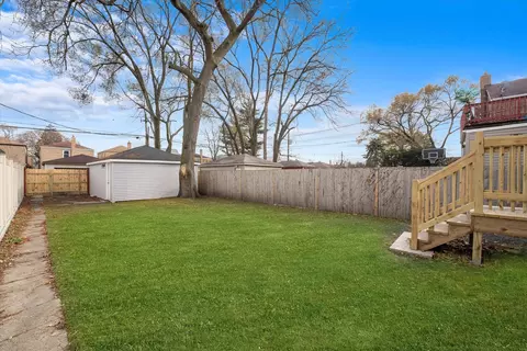 Exterior - 10519 S Eberhart Ave, Chicago, IL 60628 photo 5 of 6