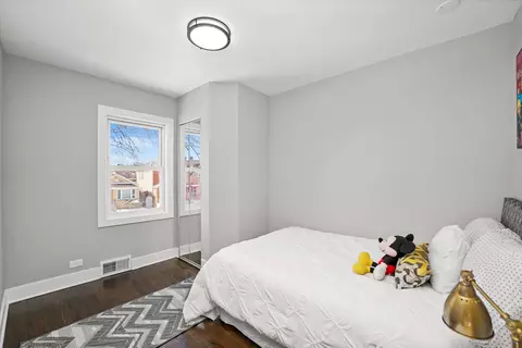 Bedroom - 10519 S Eberhart Ave, Chicago, IL 60628 photo 1 of 5