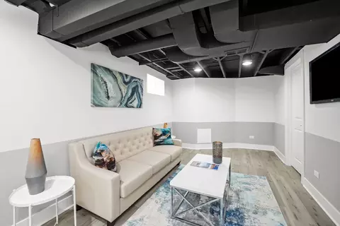 Living - 10519 S Eberhart Ave, Chicago, IL 60628 photo 4 of 5