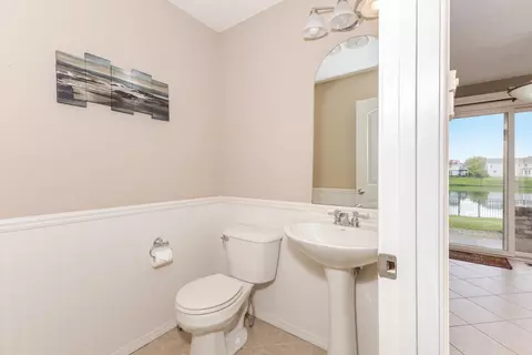 Bath - 1230 N Pointe Dr, Normal, IL 61761 photo 1 of 5