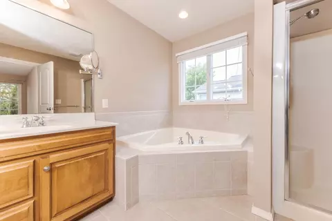 Bath - 1230 N Pointe Dr, Normal, IL 61761 photo 3 of 5