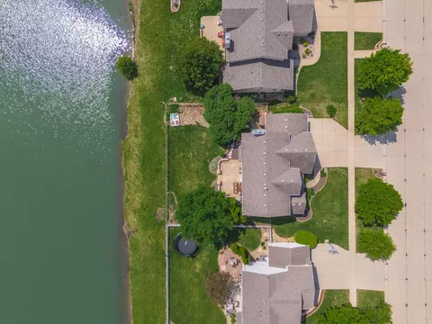View/Area - 1230 N Pointe Dr, Normal, IL 61761 photo 3 of 7