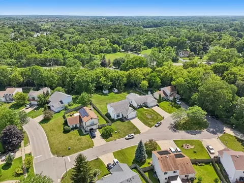 175 Davis Ct, Round Lake Park, IL 60073 photo 38