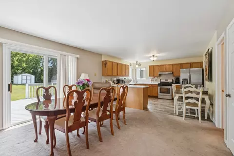 175 Davis Ct, Round Lake Park, IL 60073 photo 7