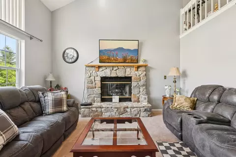 175 Davis Ct, Round Lake Park, IL 60073 photo 5