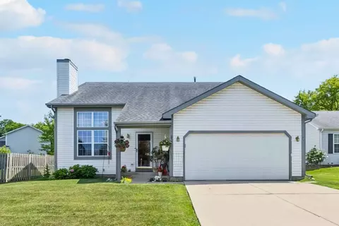 175 Davis Ct, Round Lake Park, IL 60073