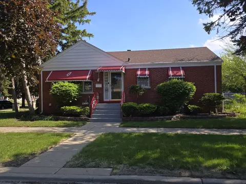 1900 S 23rd Ave, Maywood, IL 60153