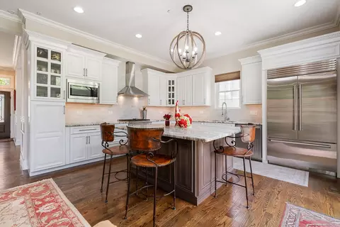 Kitchen - 2028 Maple Ave, Northbrook, IL 60062 photo 2 of 3