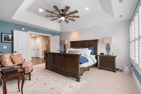 Bedroom - 2028 Maple Ave, Northbrook, IL 60062 photo 1 of 4