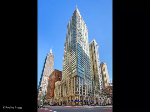 57 E Delaware Pl #3202, Chicago, IL 60611