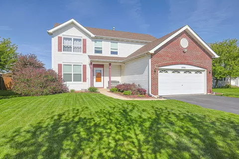 10941 Preston Pkwy, Huntley, IL 60142