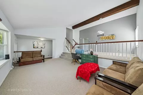 1826 E Tano Ln, Mount Prospect, IL 60056 photo 4