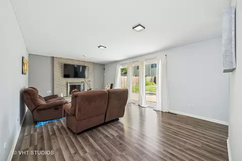 1826 E Tano Ln, Mount Prospect, IL 60056 photo 12