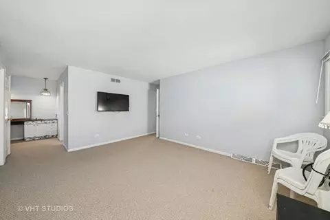 1826 E Tano Ln, Mount Prospect, IL 60056 photo 17