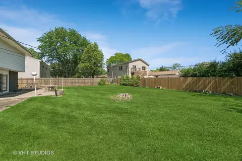 1826 E Tano Ln, Mount Prospect, IL 60056 photo 35
