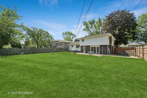 1826 E Tano Ln, Mount Prospect, IL 60056 photo 32