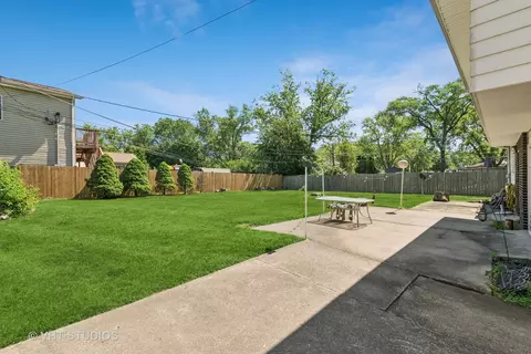 1826 E Tano Ln, Mount Prospect, IL 60056 photo 31