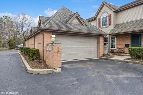 262 W Eggleston Ave #C, Elmhurst, IL 60126