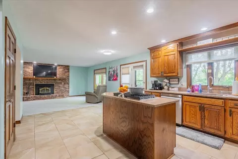 Kitchen - 6 Jill Ct, Bloomington, IL 61701 photo 1 of 3