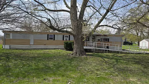 1745 N 3000 E Rd, Sheldon, IL 60966
