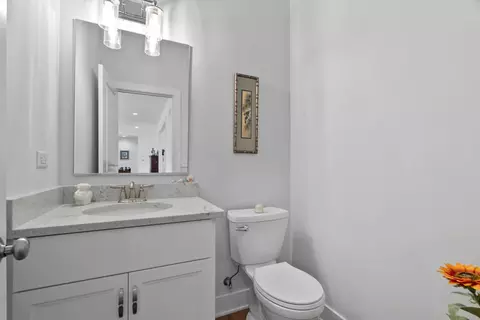Bath - 2803 Ninovan Ln, Minooka, IL 60447 photo 6 of 6