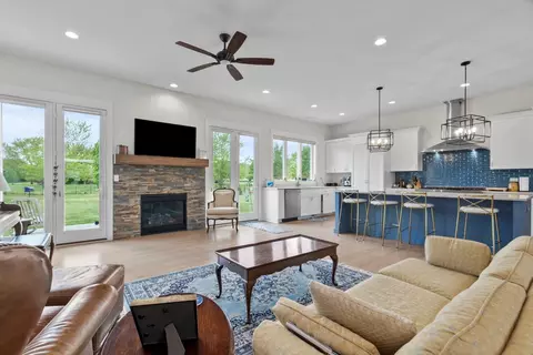 Other - 2803 Ninovan Ln, Minooka, IL 60447 photo 3 of 8