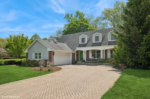 1402 N Salem Blvd, Arlington Heights, IL 60004