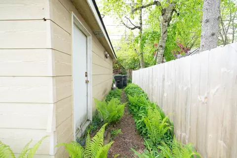2026 Harrison St, Evanston, IL 60201 photo 48