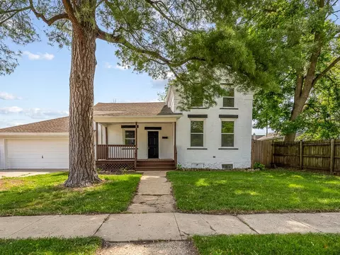 426 Reed St, Pecatonica, IL 61063