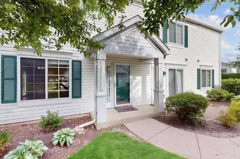 733 Fieldcrest Dr #A, South Elgin, IL 60177
