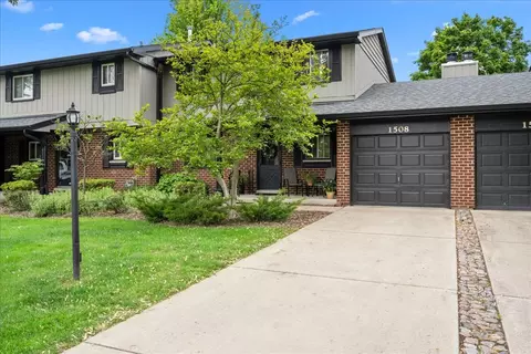1508 Blackburn St, Wheaton, IL 60189