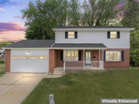 Exterior - 208 Ridge St, Algonquin, IL 60102 photo 6 of 6