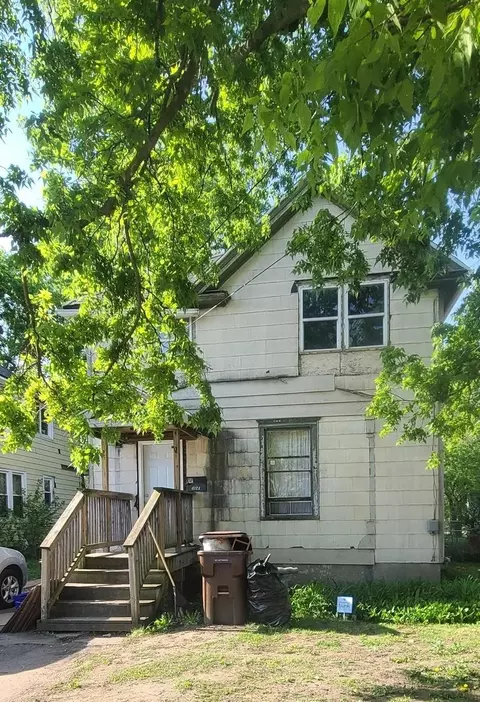 621 15th Ave, Rockford, IL 61104
