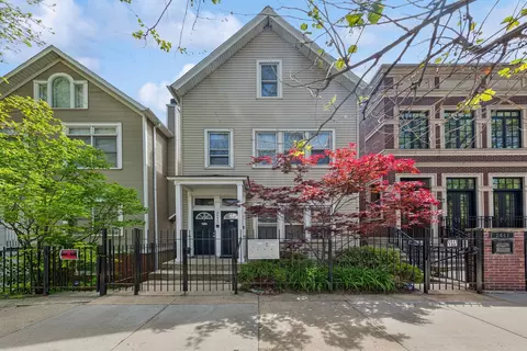 2443 N Marshfield Ave, Chicago, IL 60614