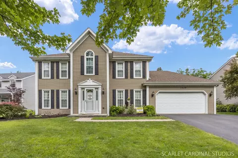 1539 Abbotsford Dr, Naperville, IL 60563