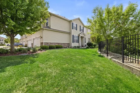 698 S Jade Ln #698, Round Lake, IL 60073