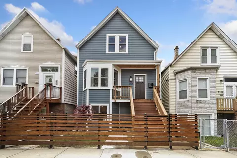 3104 N Sacramento Ave, Chicago, IL 60618