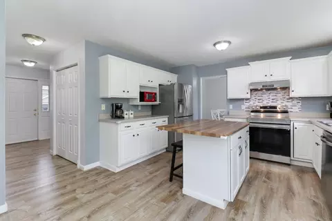 1505 Torrey Pines Rd, Normal, IL 61761 photo 15