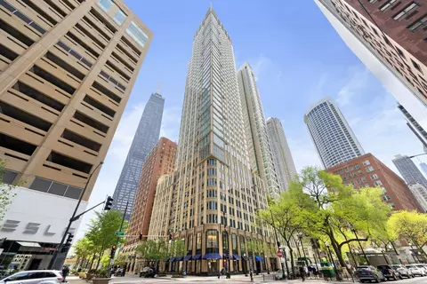 57 E Delaware Pl #1604, Chicago, IL 60611
