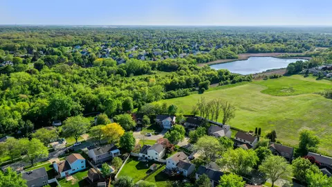 View/Area - 1218 S Appletree Ln, Bartlett, IL 60103 photo 4 of 4