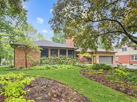 580 W Main St, Cary, IL 60013